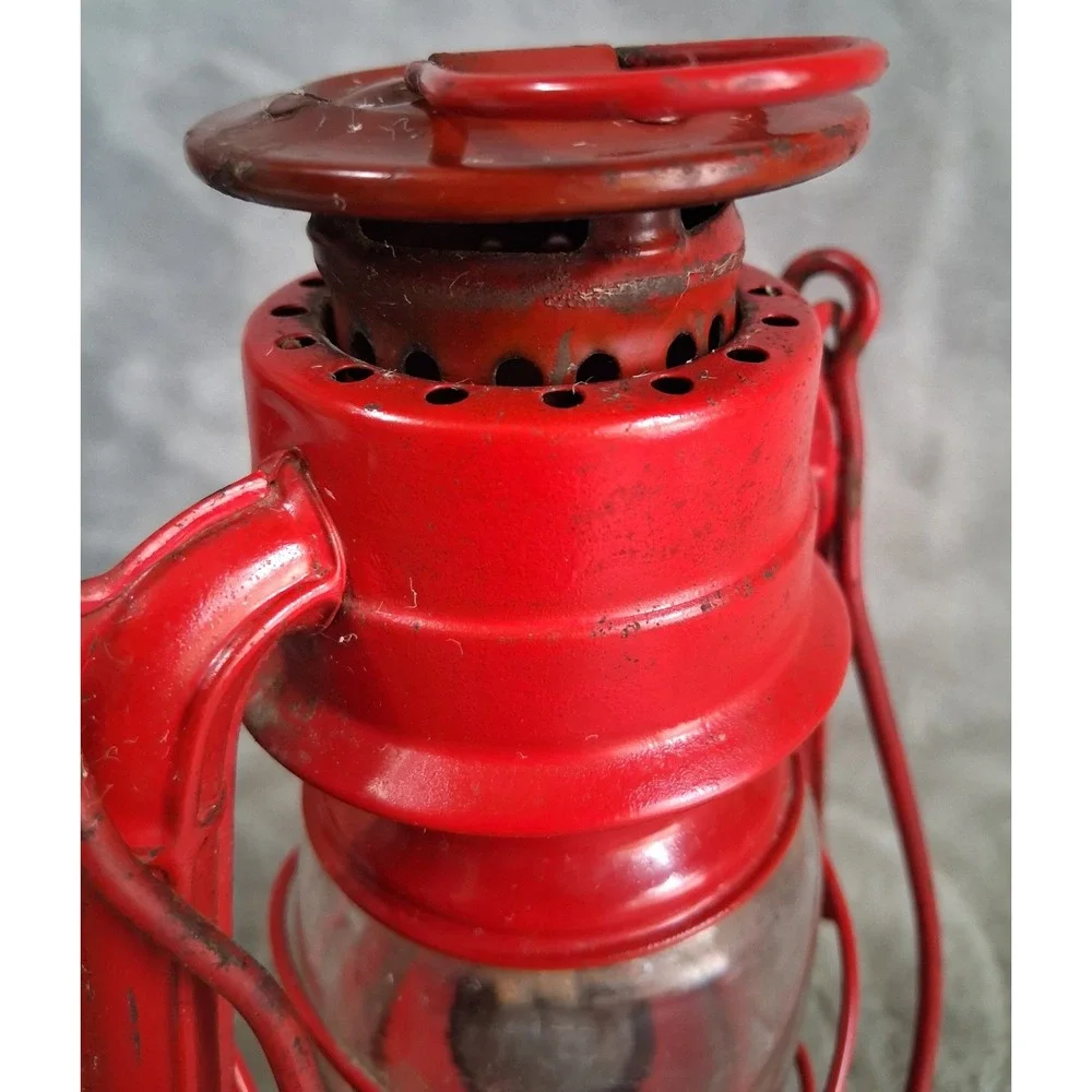 Vtg Winged Wheel No 350 Red Kerosene Lantern Japan Hurricane Lamp Lightly Used